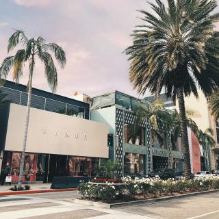 Image of Rodeo Drive in Beverly Hills, California
