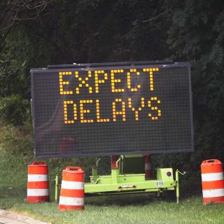 expect delays sign