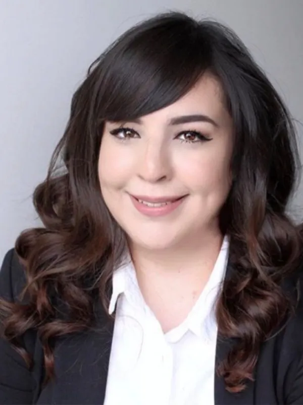 Jennifer Andrade portrait